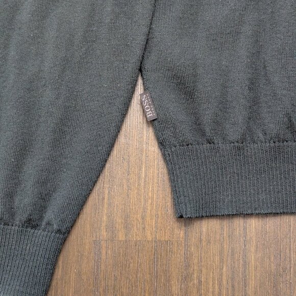 Hugo Boss | Men's XL Dark Green V-Neck Sweater - Picture 3 of 6